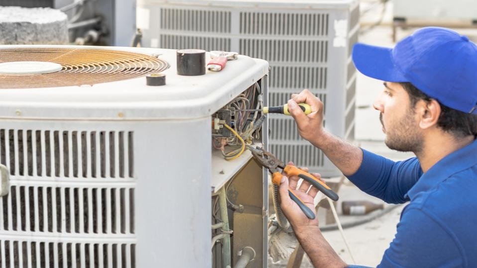 A Guide to Selecting the Best Contractor for Your Ducted Air Conditioning Needs