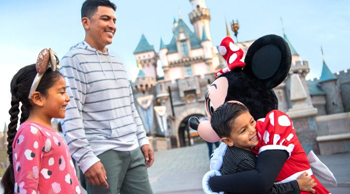How to Make the Most of Your Disneyland Trip with Young Kids