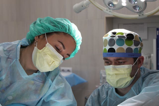 4 Post-Operative Care Tips from Plastic Surgeons